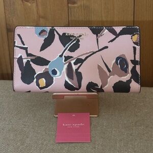 NWT Kate Spade Large Slim Bifold Wallet in Cameron Paper Rose